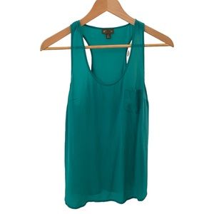 🐠Silk razor back tank🐳